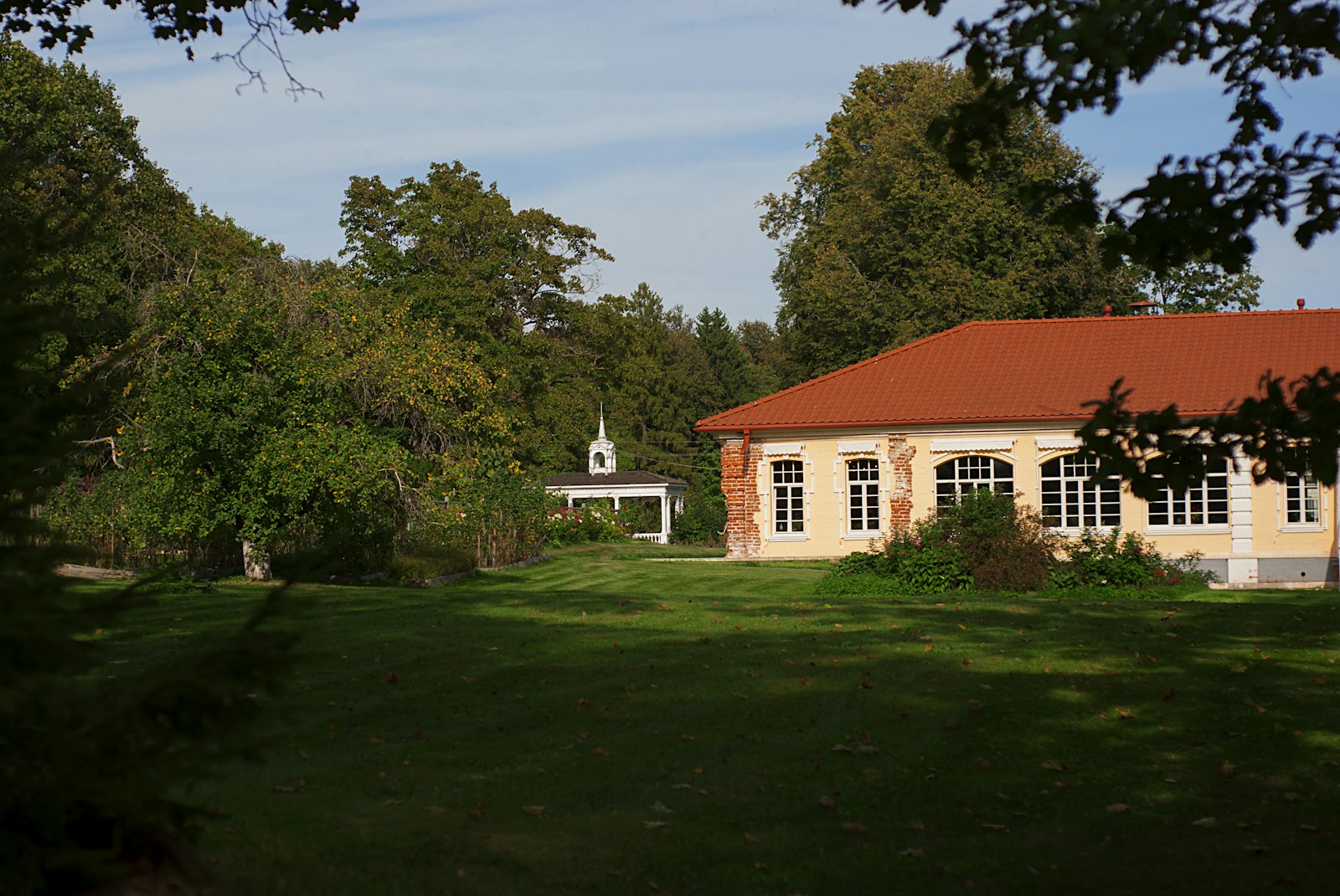 Space and Sea Artifact Auctions